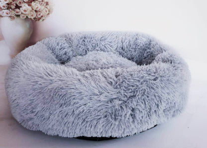 Fluffy Donut Dog & Cat Bed — Self-Warming Comfort, Non-Skid Bottom